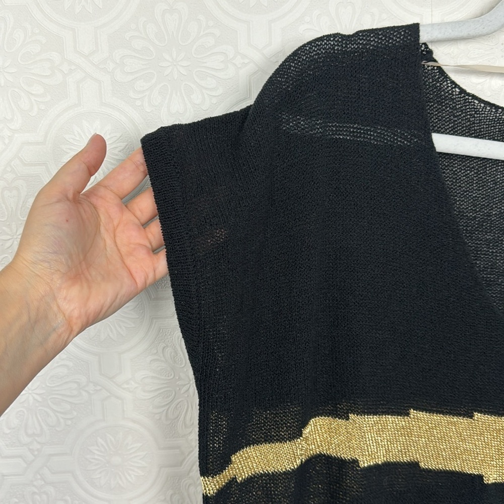 NWT Chicos Jazzy Jessica Pullover Tunic Sweater Gold Shimmer Black Abstract SS - Picture 4 of 8